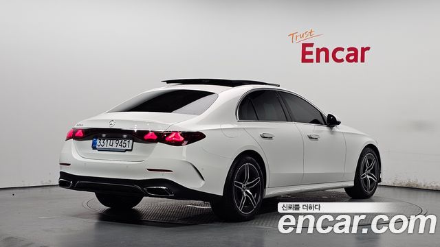 Mercedes-Benz E-Class (W214) E200 AMG Line 2026 — фото 2