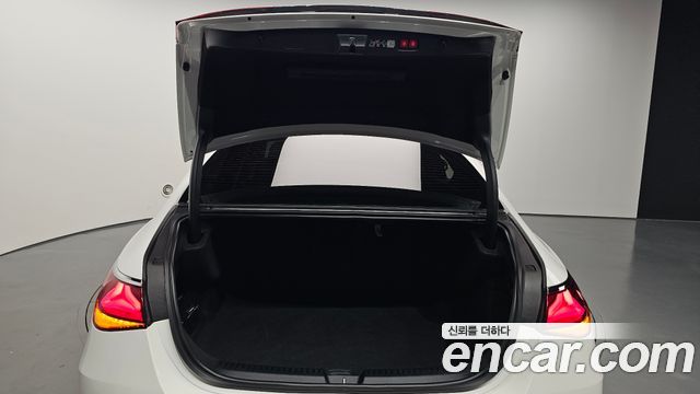 Mercedes-Benz E-Class (W214) E200 AMG Line 2026 — фото 20