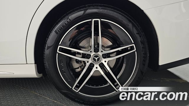 Mercedes-Benz E-Class (W214) E200 AMG Line 2026 — фото 21