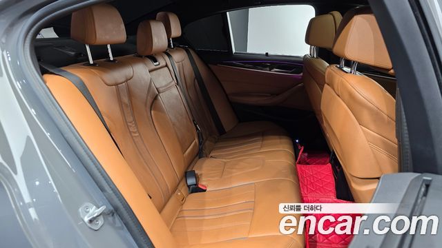 BMW 5 Series (G30) 520i M Sport 2022 — фото 11