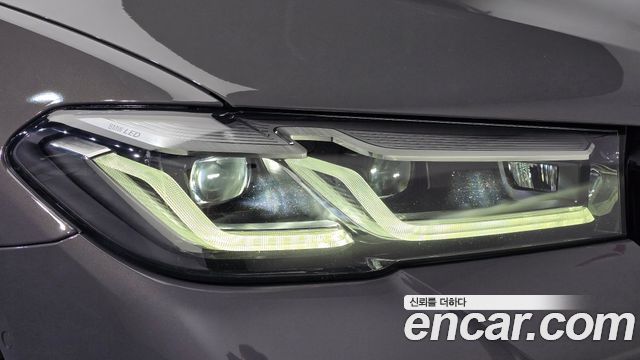 BMW 5 Series (G30) 520i M Sport 2022 — фото 22