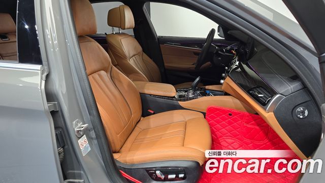 BMW 5 Series (G30) 520i M Sport 2022 — фото 26