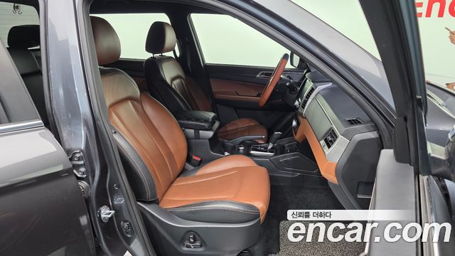 KG Mobility (SsangYong) Rexton Sports Diesel 2.2 4WD Noblesse 2018 — фото 11