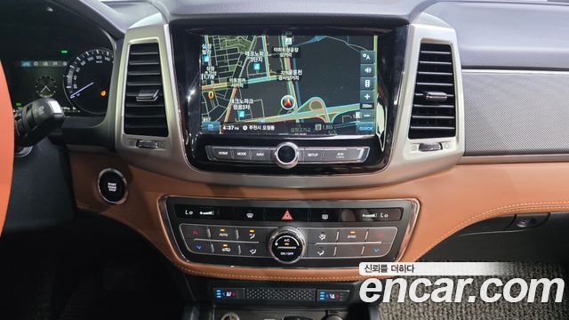 KG Mobility (SsangYong) Rexton Sports Diesel 2.2 4WD Noblesse 2018 — фото 14