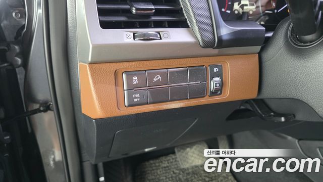KG Mobility (SsangYong) Rexton Sports Diesel 2.2 4WD Noblesse 2018 — фото 16