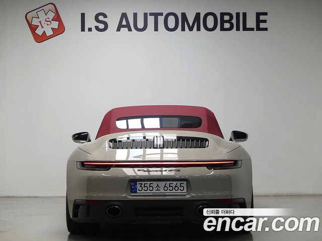 Porsche 911 (992) Carrera 4 GTS Cabriolet 2022 — фото 4