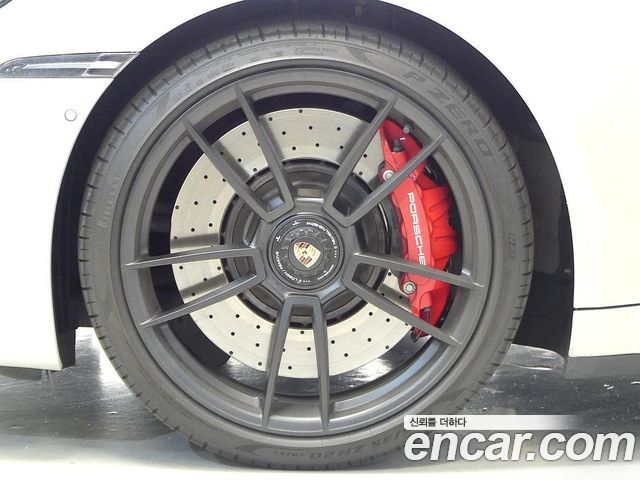 Porsche 911 (992) Carrera 4 GTS Cabriolet 2022 — фото 5