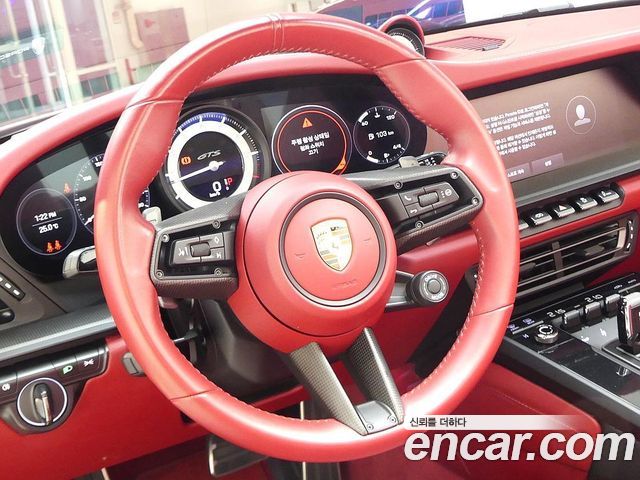 Porsche 911 (992) Carrera 4 GTS Cabriolet 2022 — фото 17