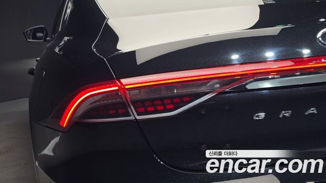 Hyundai Grandeur (IG) 3.0 LPi Rent Car Exclusive 2022 — фото 23