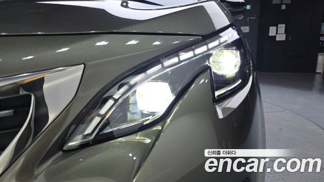 Peugeot 5008 (II) 1.6 BlueHDi GT Line 2019 — фото 28
