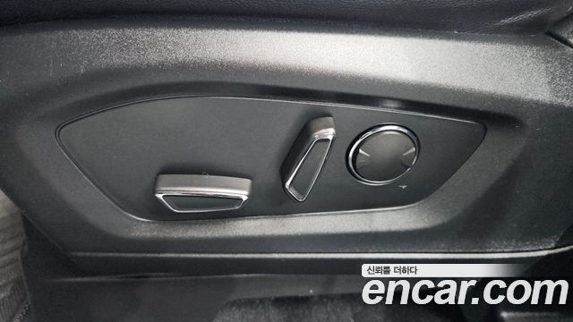 Ford Explorer (VI) 2.3 LimIted 4WD 2020 — фото 15