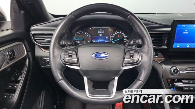 Ford Explorer (VI) 2.3 LimIted 4WD 2020 — фото 17