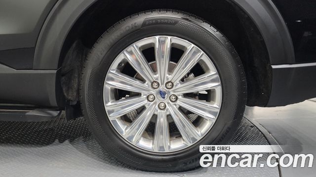 Ford Explorer (VI) 2.3 LimIted 4WD 2020 — фото 21