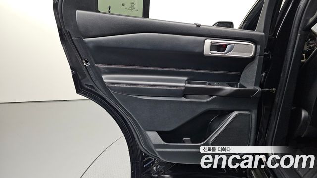 Ford Explorer (VI) 2.3 LimIted 4WD 2020 — фото 25
