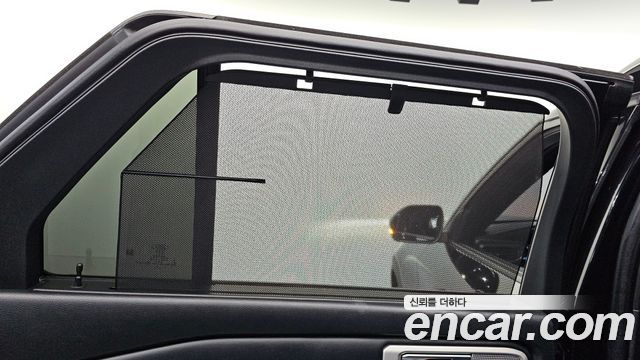 Ford Explorer (VI) 2.3 LimIted 4WD 2020 — фото 31