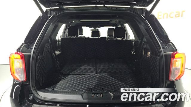 Ford Explorer (VI) 2.3 LimIted 4WD 2020 — фото 34