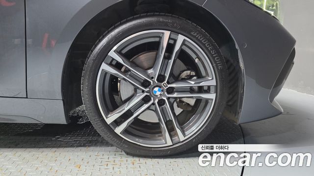 BMW 1 Series (F40) 120i M Sports 2021 — фото 21