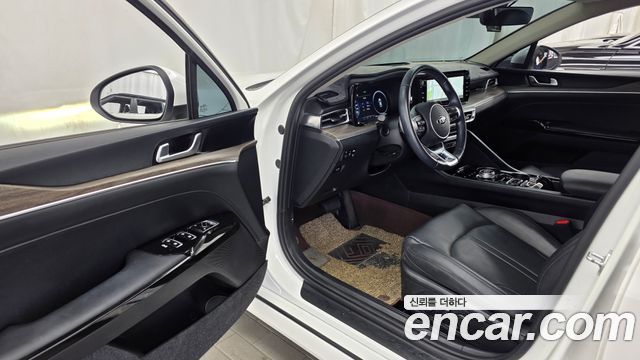 Kia K5 (III) 2.0 Noblesse 2021 — фото 10