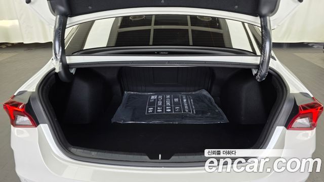 Kia K5 (III) 2.0 Noblesse 2021 — фото 20