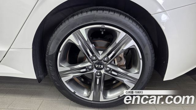 Kia K5 (III) 2.0 Noblesse 2021 — фото 21