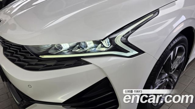 Kia K5 (III) 2.0 Noblesse 2021 — фото 22