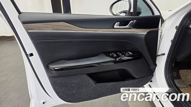 Kia K5 (III) 2.0 Noblesse 2021 — фото 24