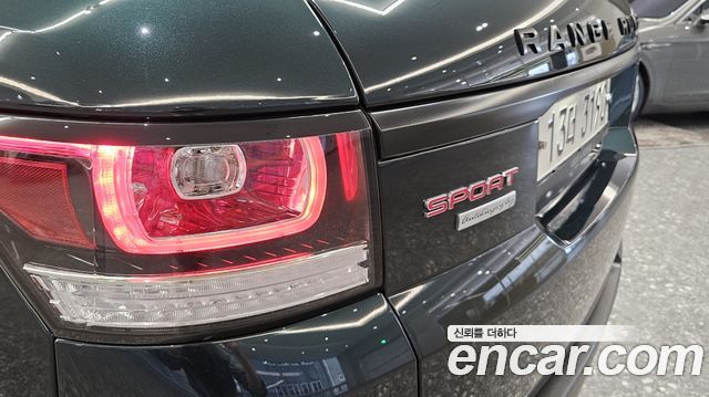 Land Rover Range Rover Sport (II) 3.0 SDV6 AB Dynamic 2017 — фото 20