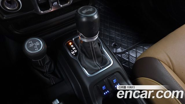 Jeep Wrangler (JL) 2.0 Overland Power Top 4Door 2020 — фото 9