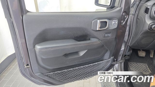 Jeep Wrangler (JL) 2.0 Overland Power Top 4Door 2020 — фото 24