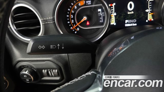 Jeep Wrangler (JL) 2.0 Overland Power Top 4Door 2020 — фото 30
