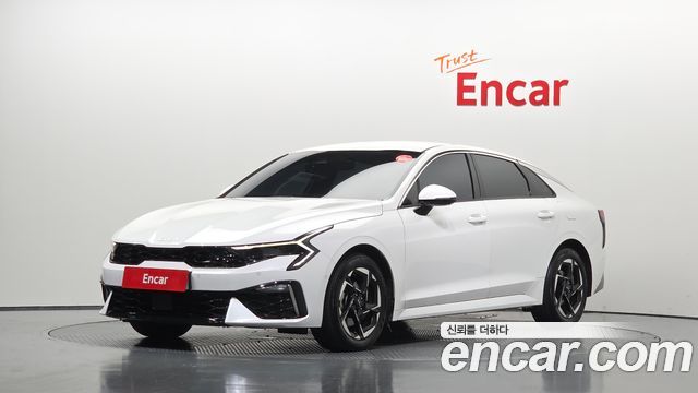 Kia K5 (III) 2.0 Noblesse 2024 — фото 1
