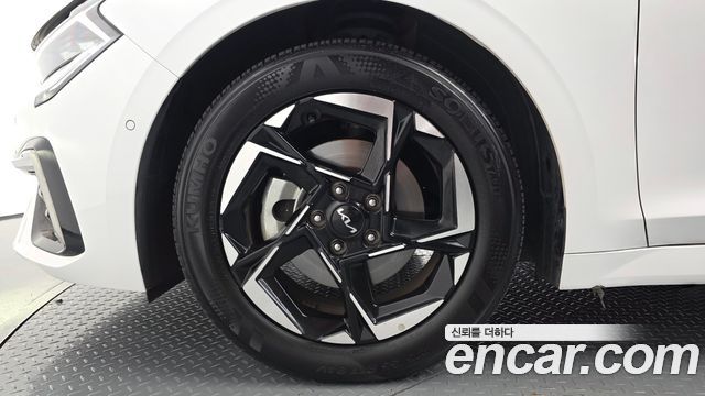 Kia K5 (III) 2.0 Noblesse 2024 — фото 5