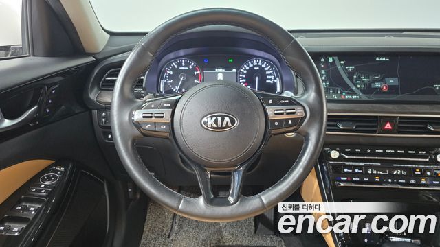 Kia K7 Premier 2.5 GDI Noblesse 2020 — фото 12