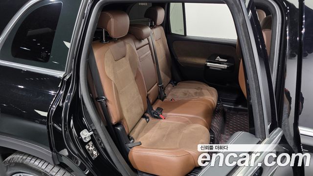 Mercedes-Benz GLB-Class (X247) GLB250 4MATIC 2025 — фото 12