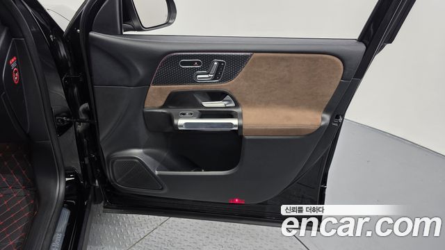 Mercedes-Benz GLB-Class (X247) GLB250 4MATIC 2025 — фото 25