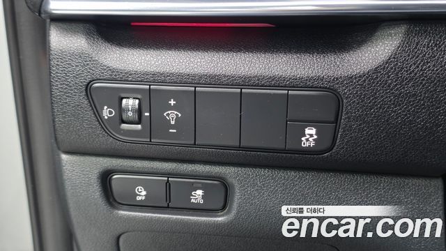 Kia Niro Plus Air 2023 — фото 27