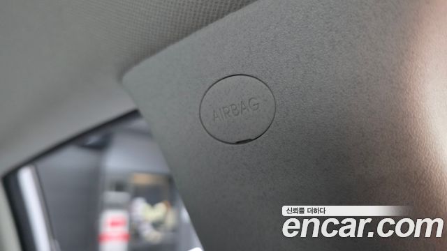 Kia Niro Plus Air 2023 — фото 30