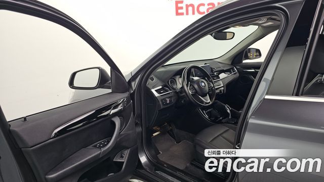 BMW X1 (F48) xDrive 20i xLine 2022 — фото 10