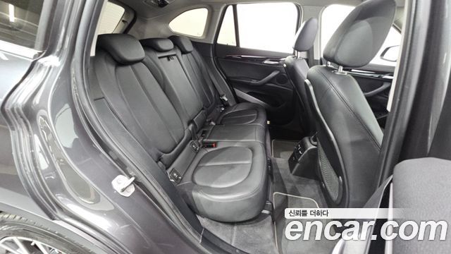 BMW X1 (F48) xDrive 20i xLine 2022 — фото 12