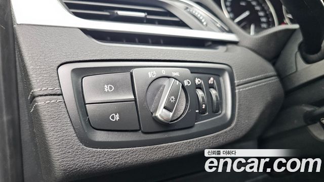 BMW X1 (F48) xDrive 20i xLine 2022 — фото 19