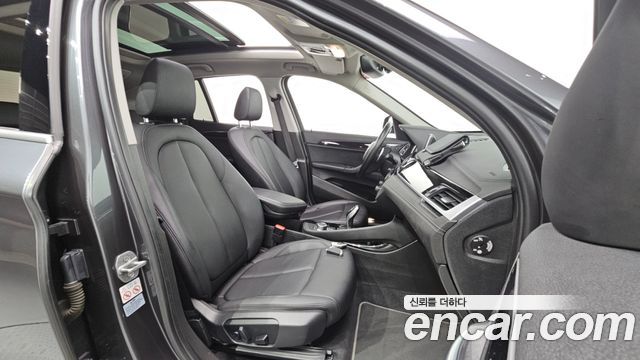 BMW X1 (F48) xDrive 20i xLine 2022 — фото 26