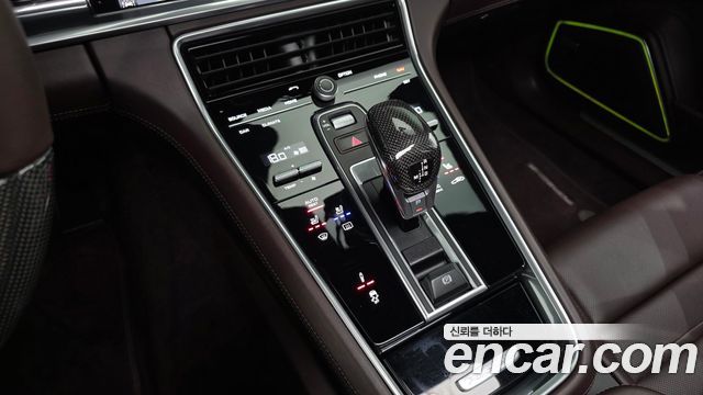 Porsche Panamera (971) 3.0 AWD 2018 — фото 9