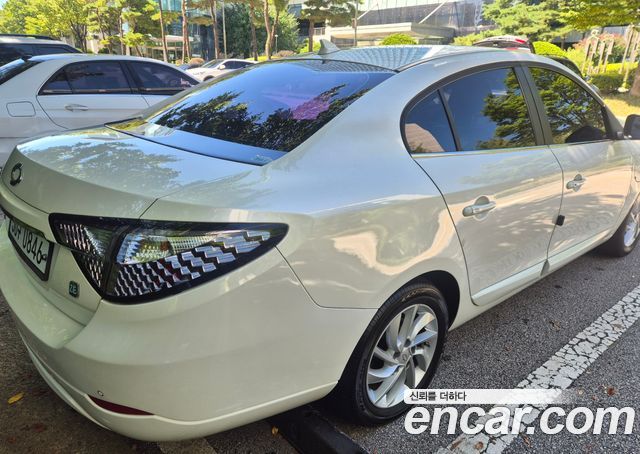 Renault Korea SM3 Z.E. RE 2016 — фото 4
