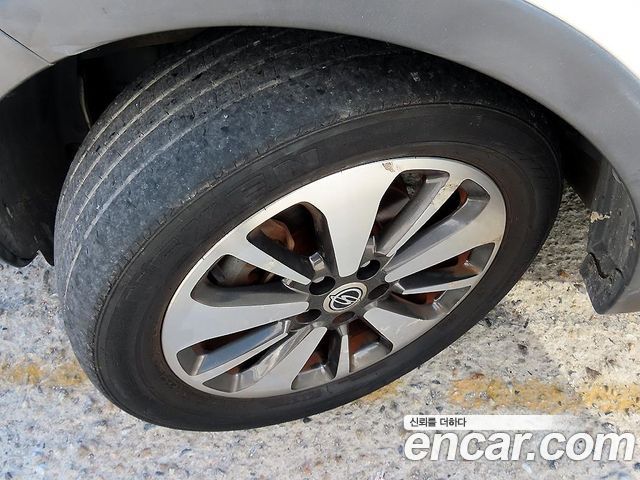 KG Mobility (SsangYong) Korando C 2.0 RX 2WD HI-DLX 2015 — фото 24