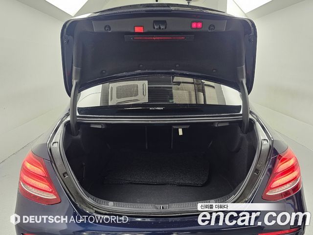 Mercedes-Benz E-Class (W213) E250 Avantgarde 2020 — фото 23