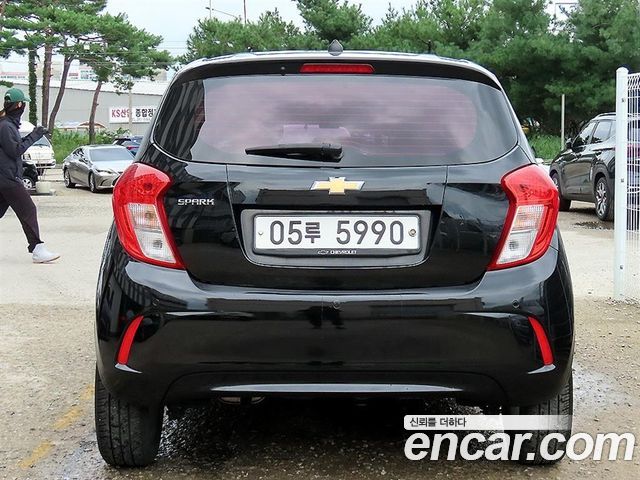 Chevrolet Spark LT 2019 — фото 4