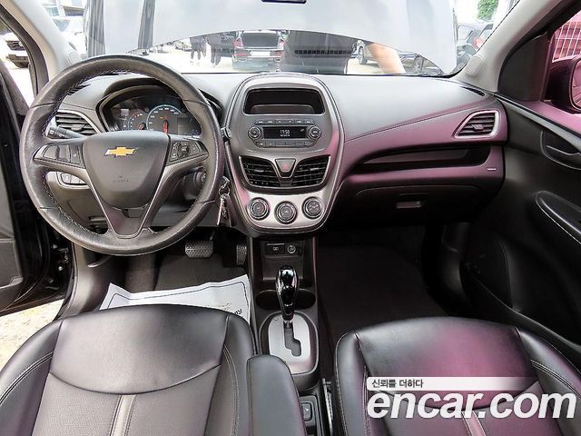 Chevrolet Spark LT 2019 — фото 7