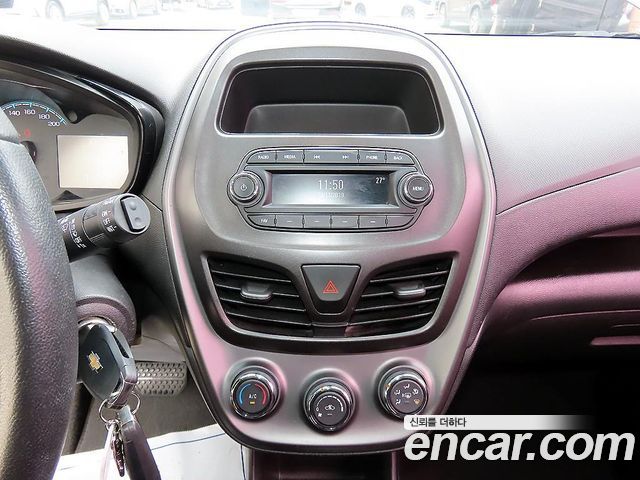 Chevrolet Spark LT 2019 — фото 18