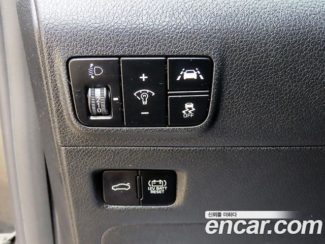Kia K5 Hybrid (III) Prestige 2022 — фото 16