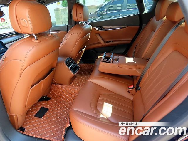 Maserati Quattroporte 3.0 Diesel 2017 — фото 6